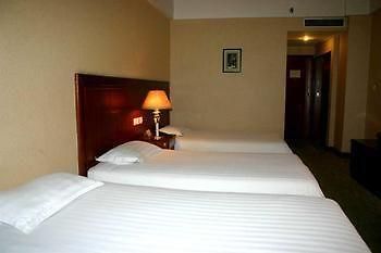 ז'נגז'ו Henan Textile Hotel מראה חיצוני תמונה